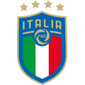 Футбольная форма сборной Италии во Владивостоке
